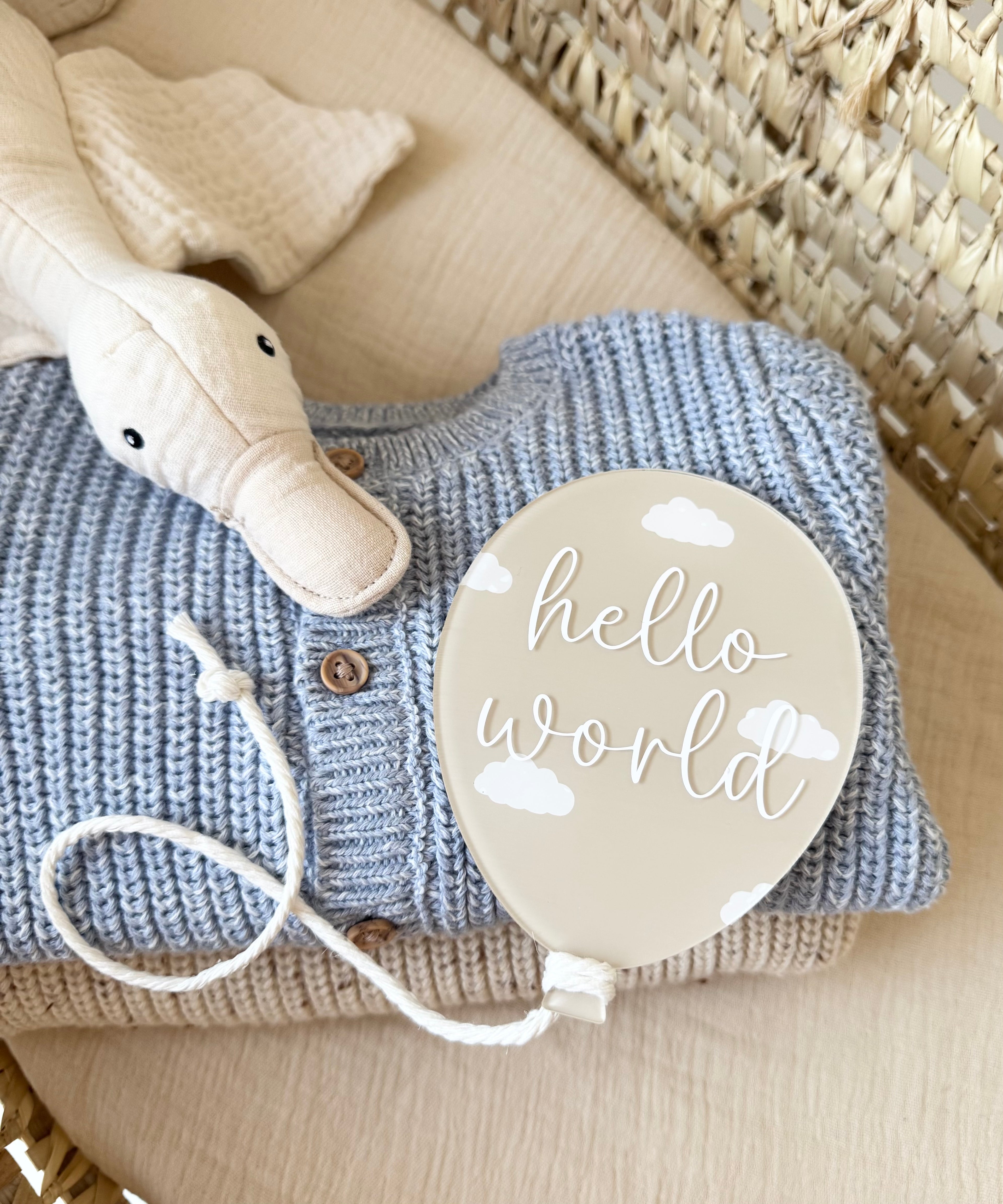 Hello World Cloud Balloon