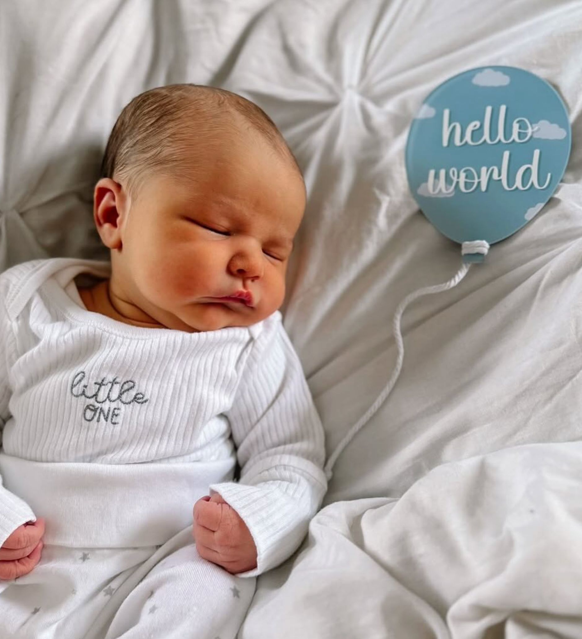 Hello World Cloud Balloon